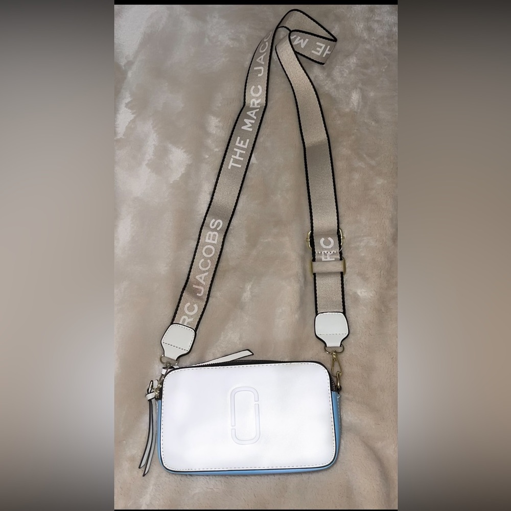 Marc Jacob’s snapshot purse